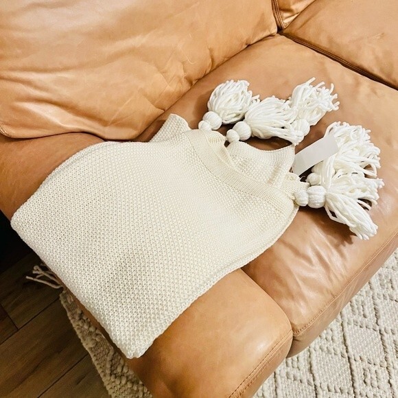 NWT Ivory/Cream Lightweight Cable Knit Boho Throw Blanket with Tassels - Picture 7 of 8